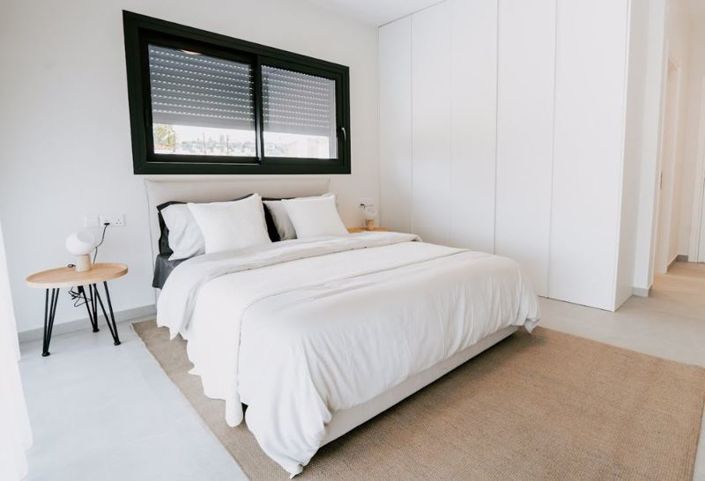 Image No.10-1 Bed Apartment for sale