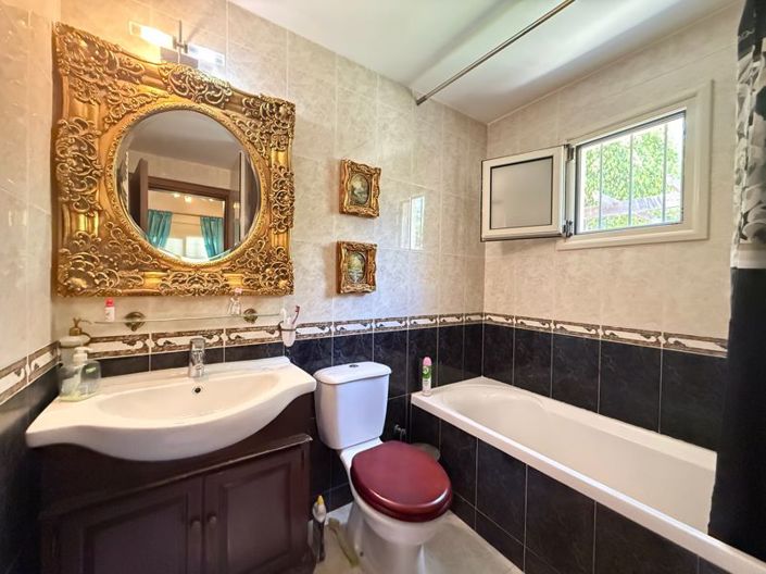 Image No.14-3 Bed Bungalow for sale