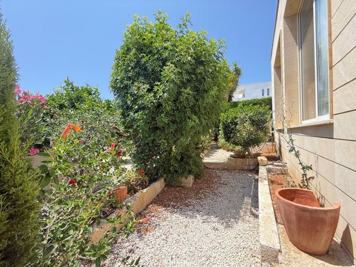 Image No.22-3 Bed Bungalow for sale