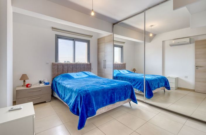 Image No.15-3 Bed Apartment for sale