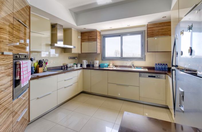 Image No.3-3 Bed Apartment for sale