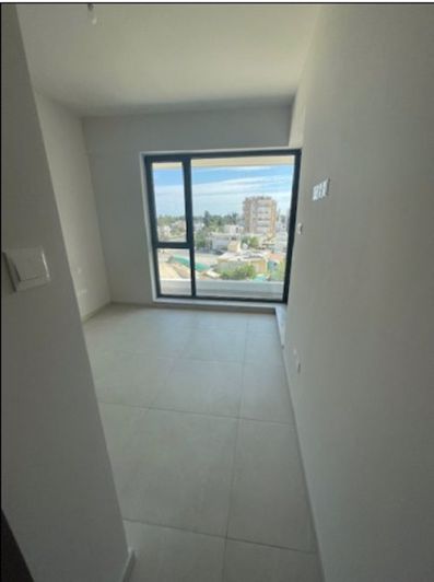 Image No.20-2 Bed Apartment for sale