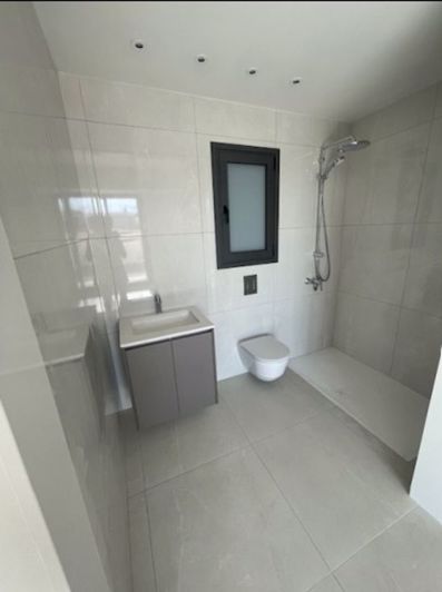 Image No.22-2 Bed Apartment for sale