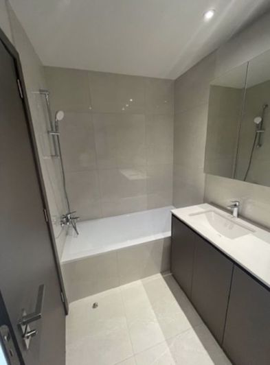 Image No.25-2 Bed Apartment for sale