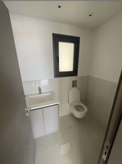 Image No.15-3 Bed Apartment for sale