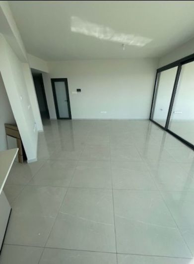 Image No.21-3 Bed Apartment for sale