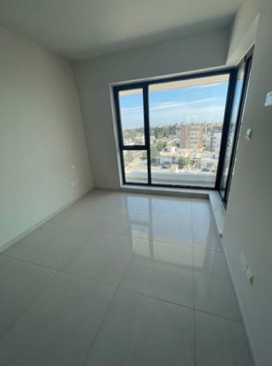 Image No.25-3 Bed Apartment for sale