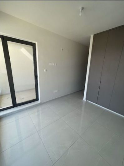 Image No.27-3 Bed Apartment for sale