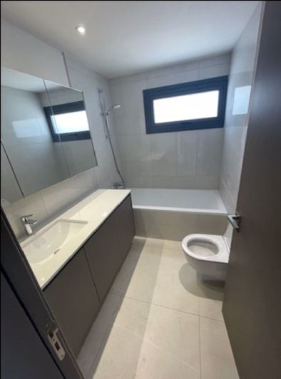 Image No.29-3 Bed Apartment for sale