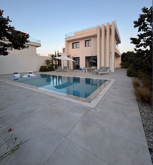 Image No.17-3 Bed Villa for sale