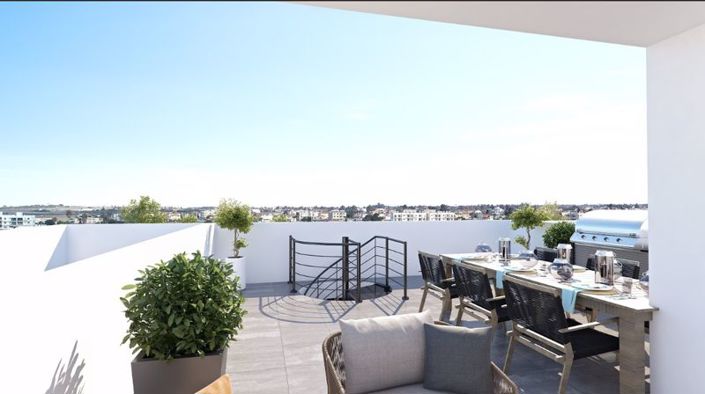 Image No.10-3 Bed Apartment for sale