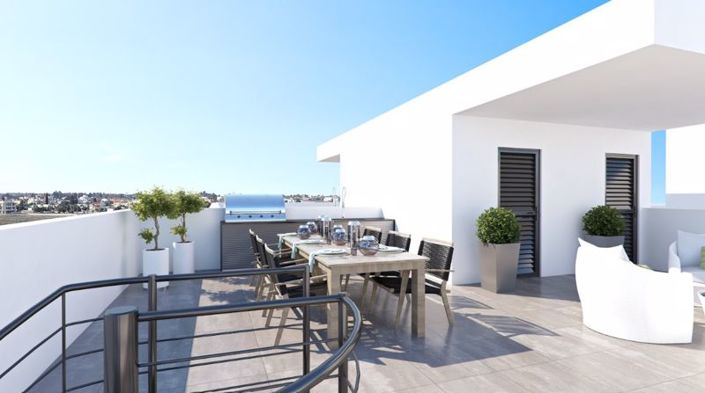 Image No.2-3 Bed Apartment for sale