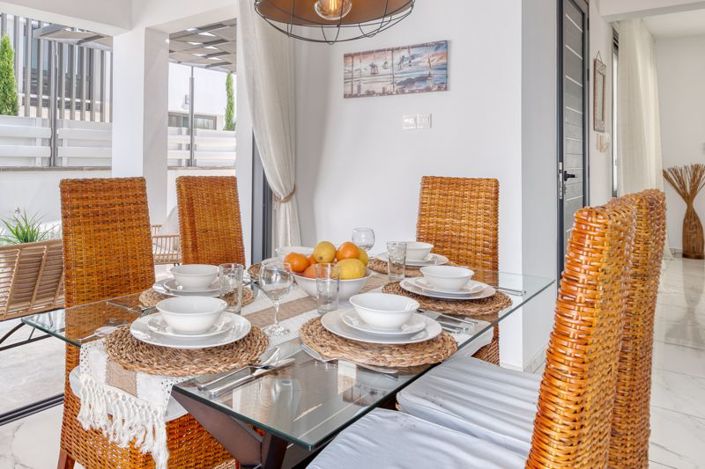 Image No.7-3 Bed Villa for sale