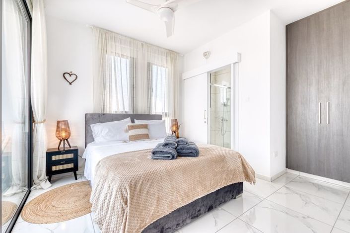 Image No.9-3 Bed Villa for sale