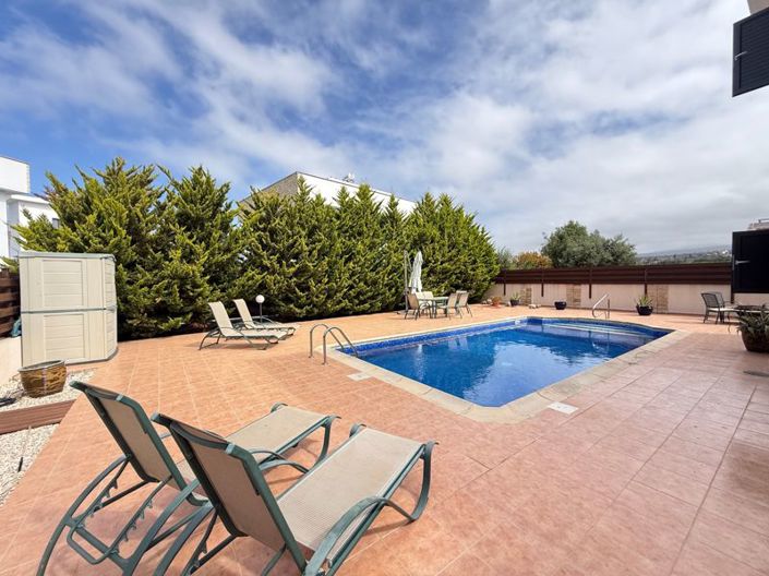 Image No.3-3 Bed Villa for sale