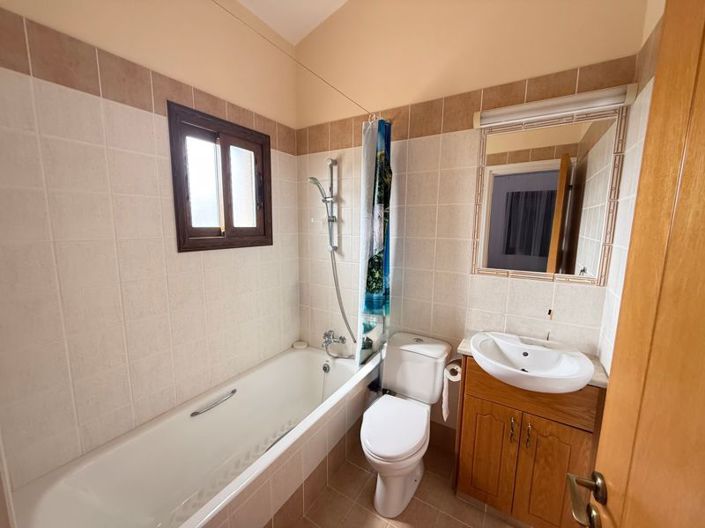 Image No.23-3 Bed Villa for sale