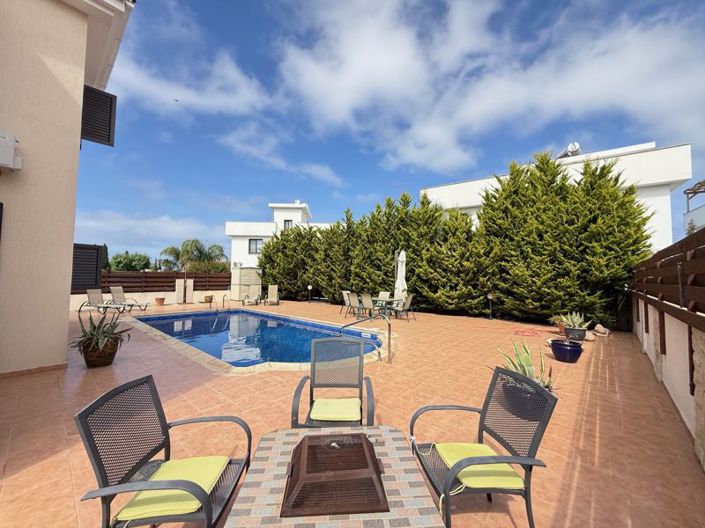 Image No.25-3 Bed Villa for sale