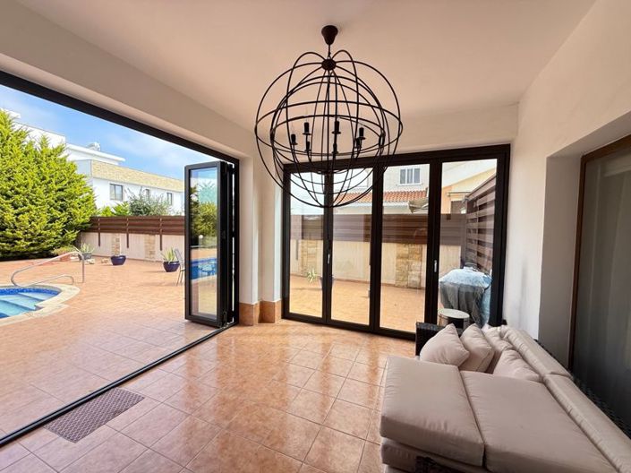 Image No.4-3 Bed Villa for sale