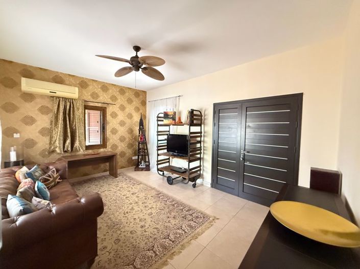 Image No.5-3 Bed Villa for sale