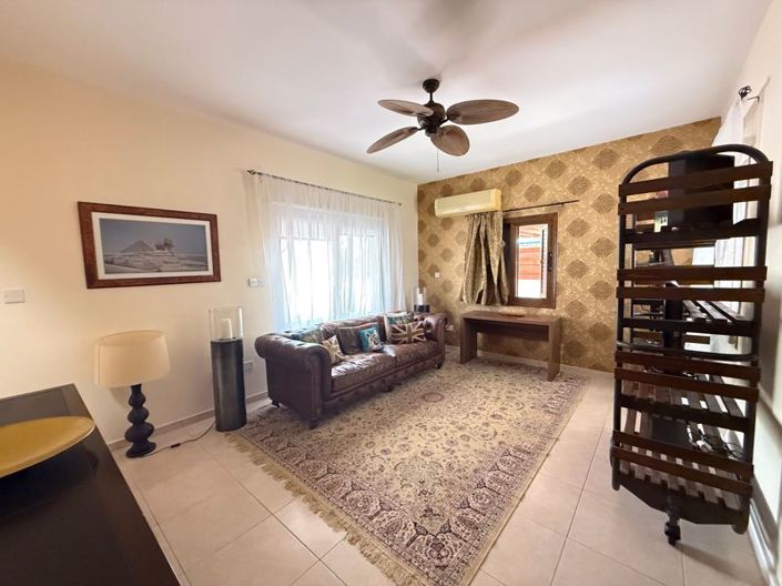 Image No.6-3 Bed Villa for sale