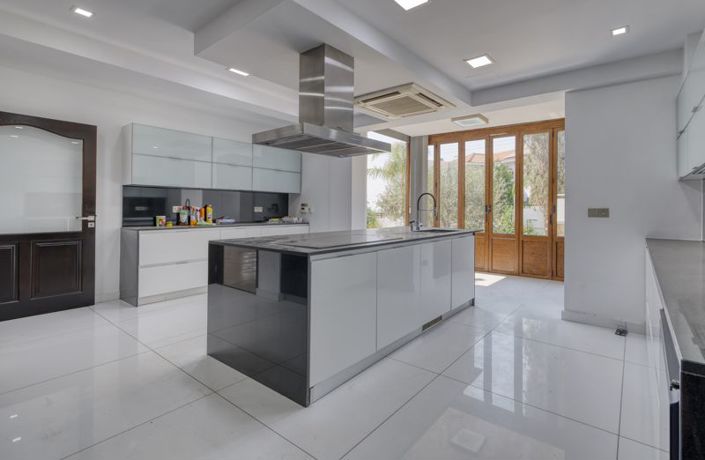 Image No.11-4 Bed Villa for sale