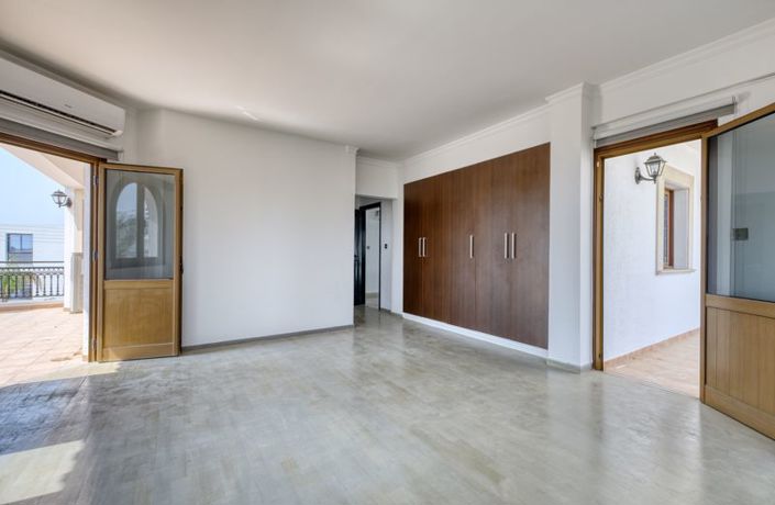 Image No.19-4 Bed Villa for sale