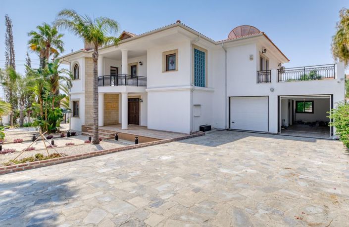 Image No.3-4 Bed Villa for sale