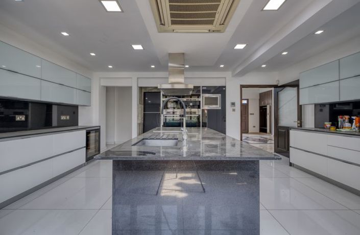 Image No.10-4 Bed Villa for sale