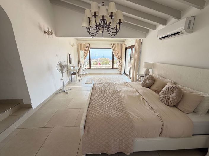 Image No.28-4 Bed Bungalow for sale