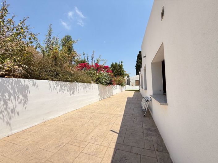 Image No.51-4 Bed Bungalow for sale