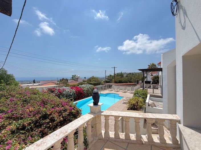 Image No.56-4 Bed Bungalow for sale