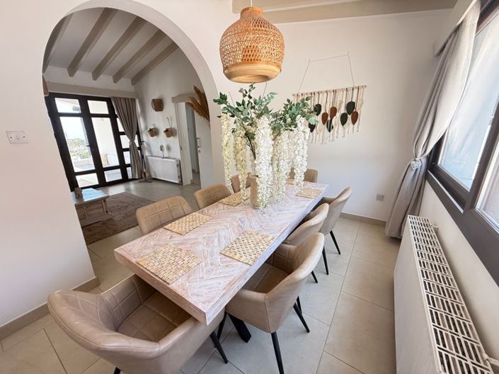 Image No.8-4 Bed Bungalow for sale