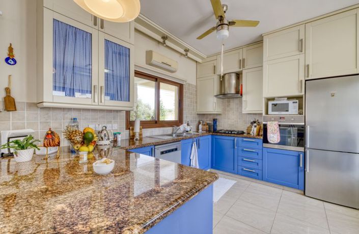 Image No.13-3 Bed Villa for sale