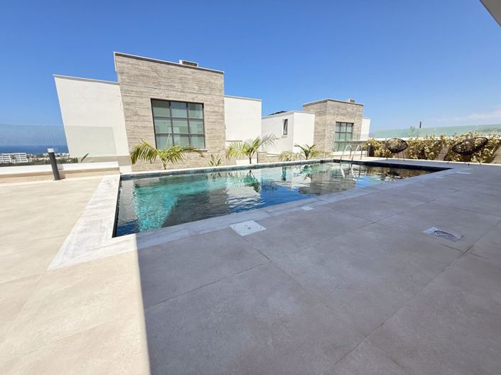 Image No.3-3 Bed Villa for sale