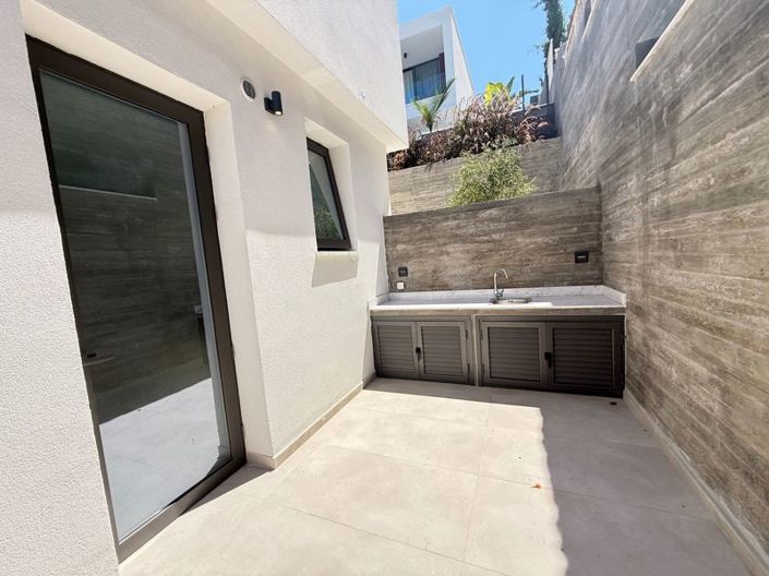 Image No.25-3 Bed Villa for sale