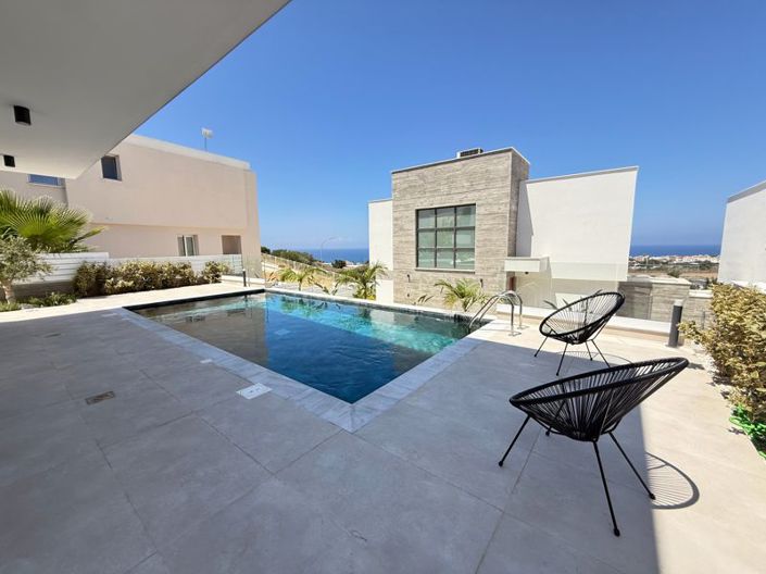 Image No.26-3 Bed Villa for sale