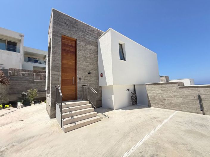 Image No.29-3 Bed Villa for sale