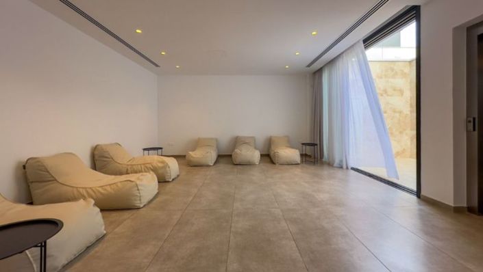 Image No.15-4 Bed Villa for sale