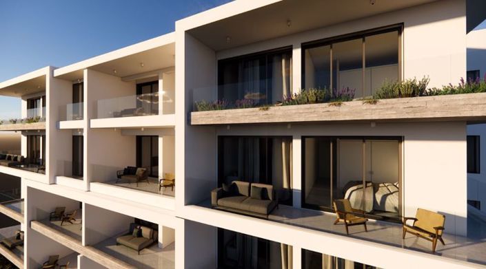 Image No.8-2 Bed Apartment for sale