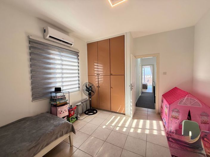 Image No.16-2 Bed Villa for sale