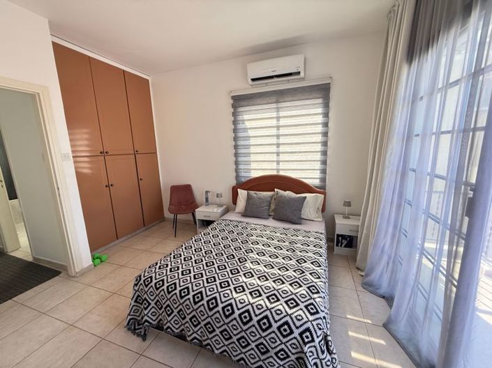 Image No.19-2 Bed Villa for sale