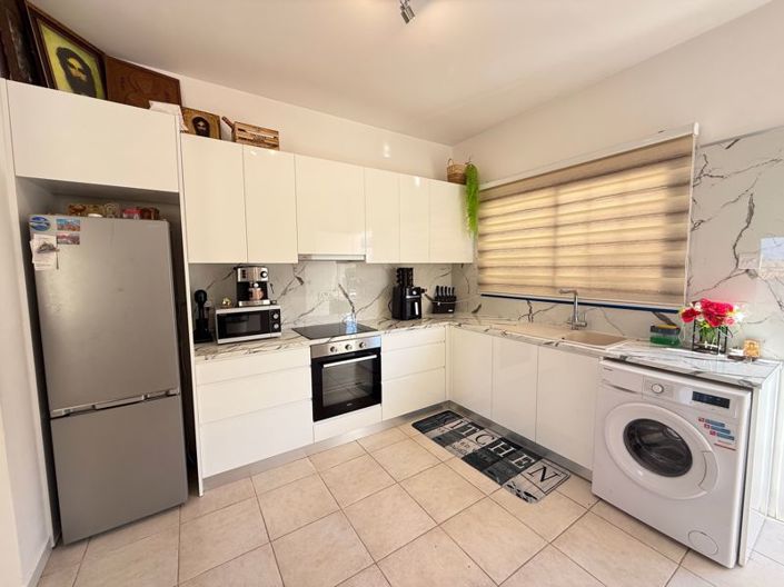 Image No.8-2 Bed Villa for sale