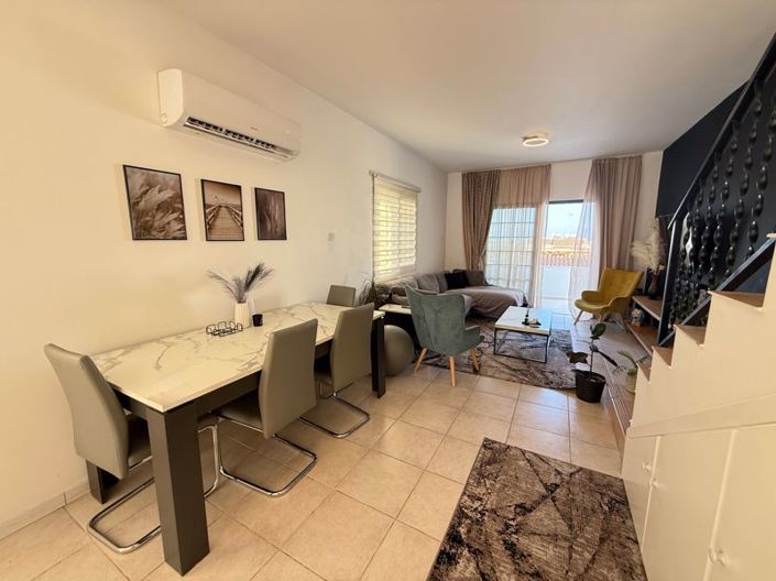 Image No.10-2 Bed Villa for sale