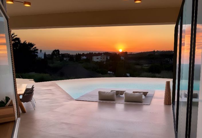 Image No.3-5 Bed Villa for sale