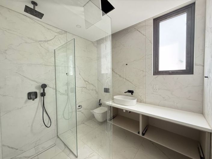 Image No.14-4 Bed Villa for sale