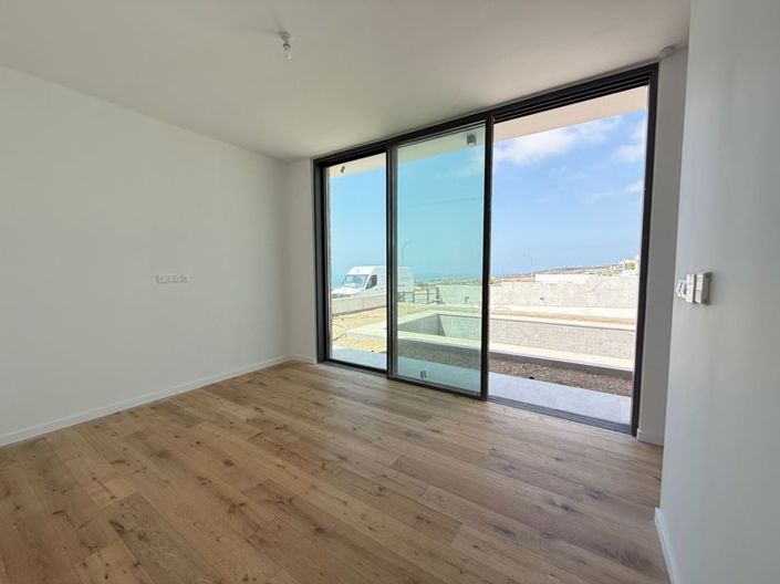 Image No.9-4 Bed Villa for sale