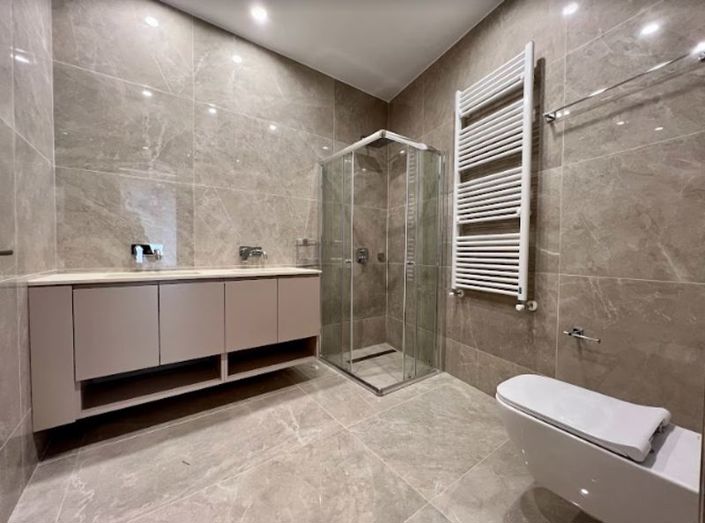 Image No.17-4 Bed Villa for sale