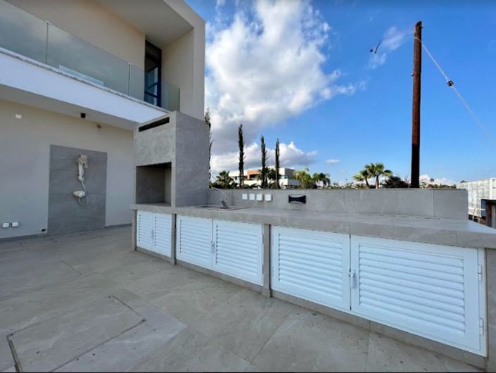 Image No.26-4 Bed Villa for sale