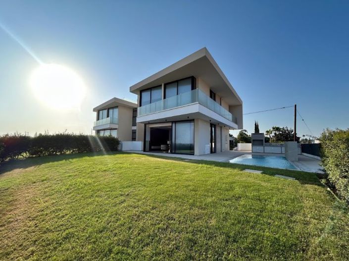 Image No.33-4 Bed Villa for sale