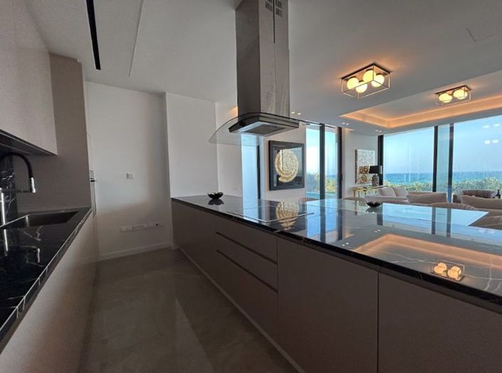 Image No.9-4 Bed Villa for sale